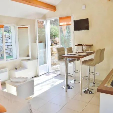 House Bormes Les Mimosas - 4 Pers, 30 M2, 2/1 Villa